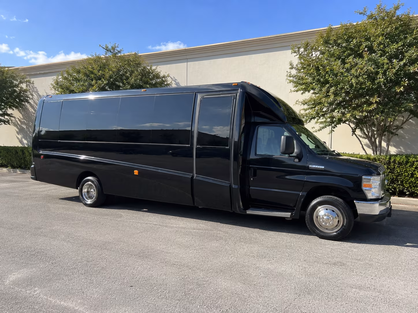 corporate party bus rental