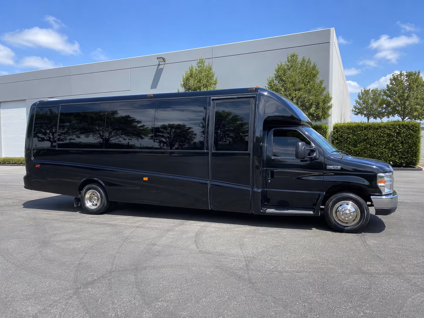 ontario mills rancho cucamonga nightlife corridor party bus rental