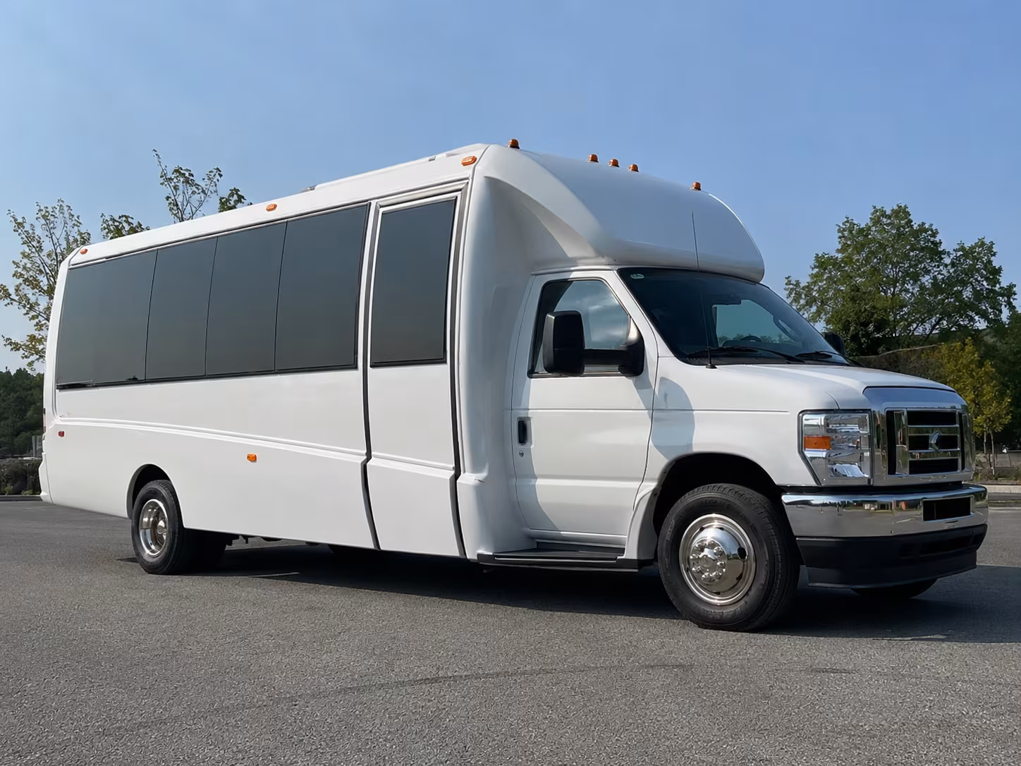 quincea n era sweet 16 party bus rental