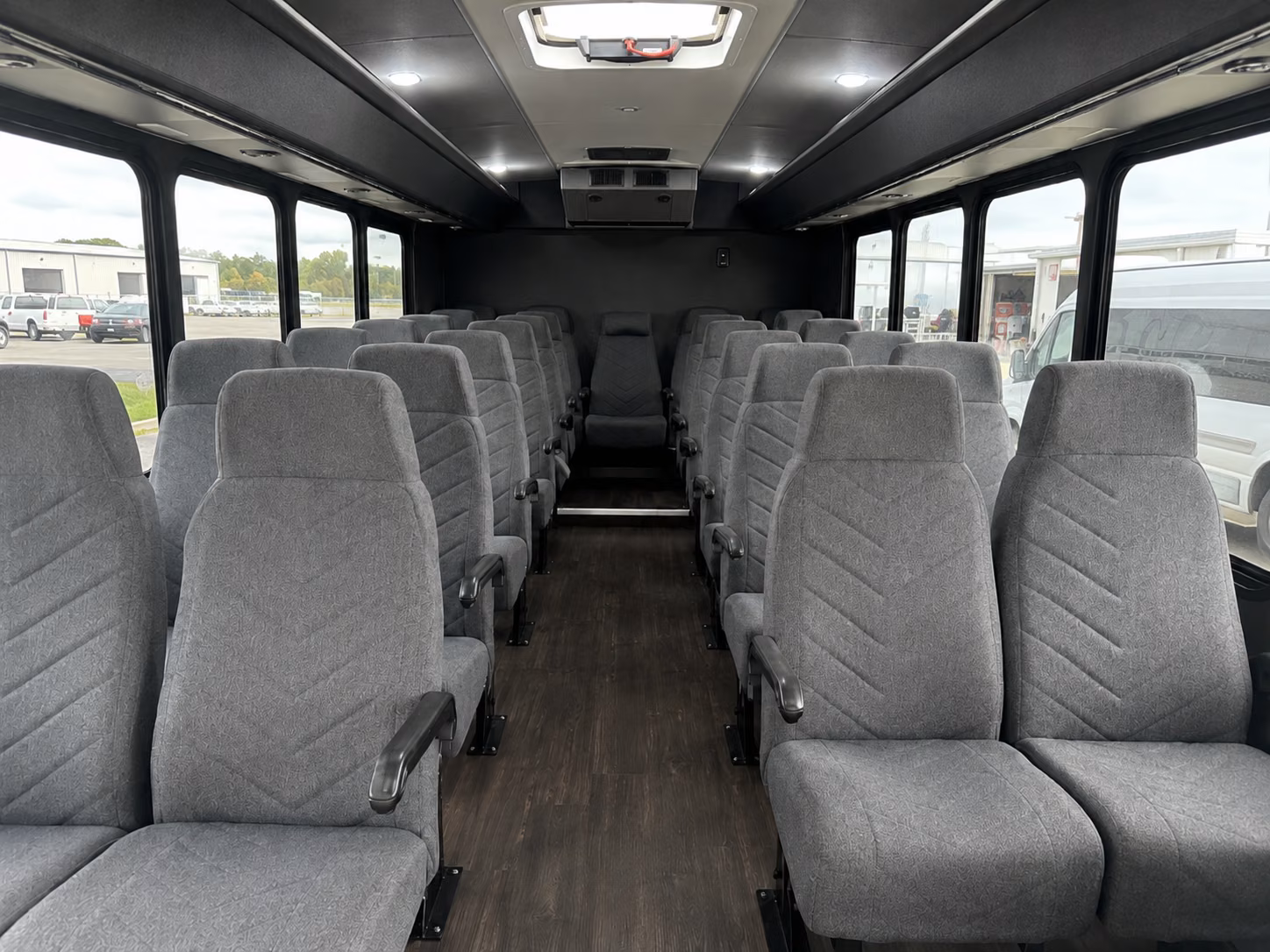 rialto 15 passenger minibus inside
