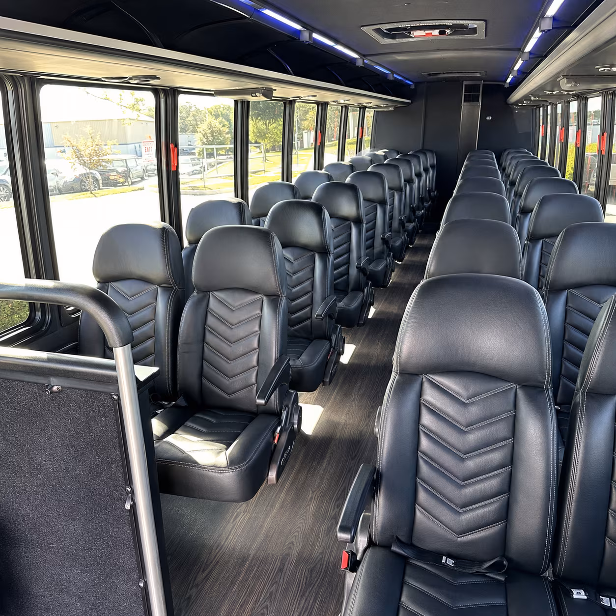 rialto 28 passenger minibus interior