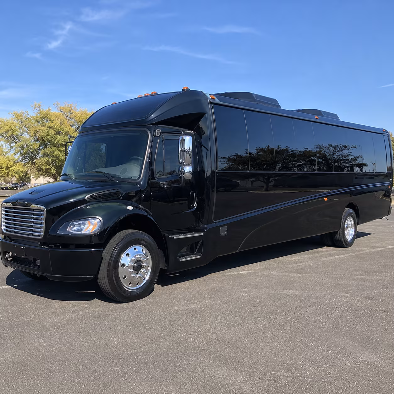 rialto 35 passenger minibus